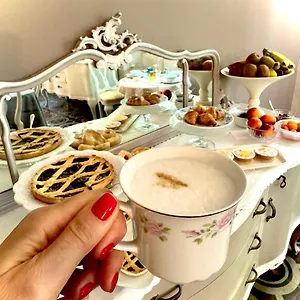La Dogana Di Charme - Historic With A Beautiful Garden - Private Parking Bed & Breakfast Lucca